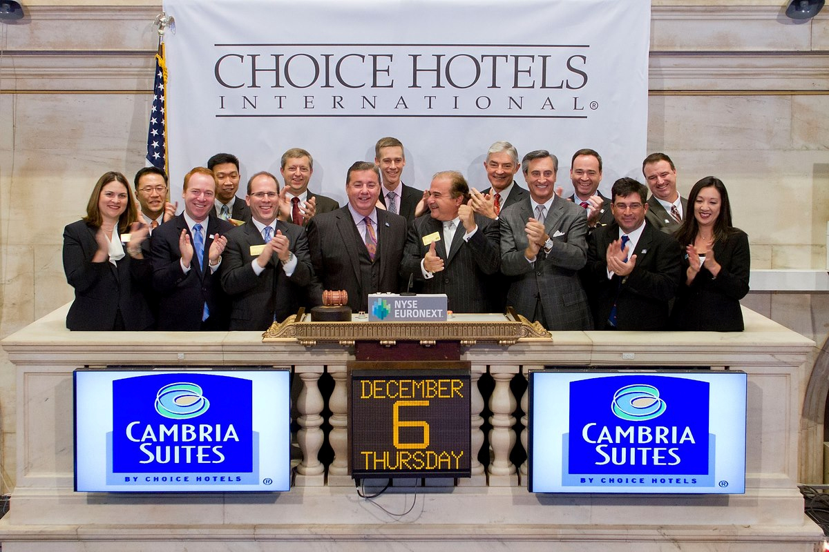 choice hotel international Choice hotels international, inc (nyse: chh), one of the world's largest hotel companies, announced it will report its first quarter 2018 earnings before the market opens on thursday, may 10, 2018. choice hotel international Choice hotels international, inc (nyse: chh), one of the world's largest hotel companies, announced it will report its first quarter 2018 earnings before the market opens on thursday, may 10, 2018.